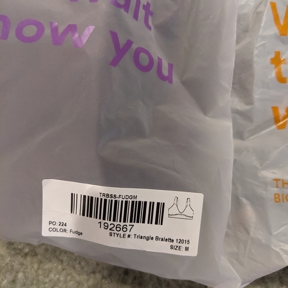 2 New Parade bralettes - Picture 7 of 7